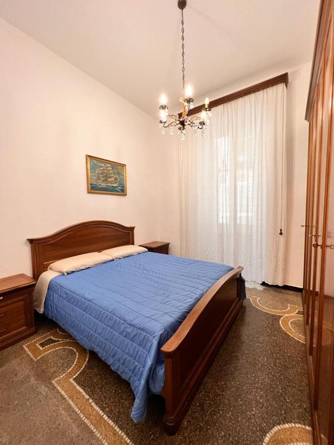 Savona Casa Vacanze Vicino Mare 3 Minuti Wifi Bagian luar foto
