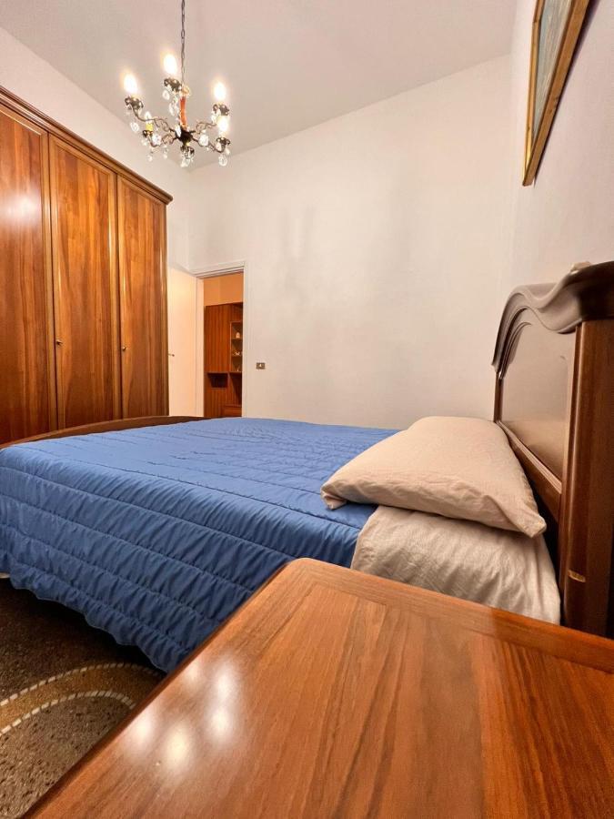 Savona Casa Vacanze Vicino Mare 3 Minuti Wifi Bagian luar foto