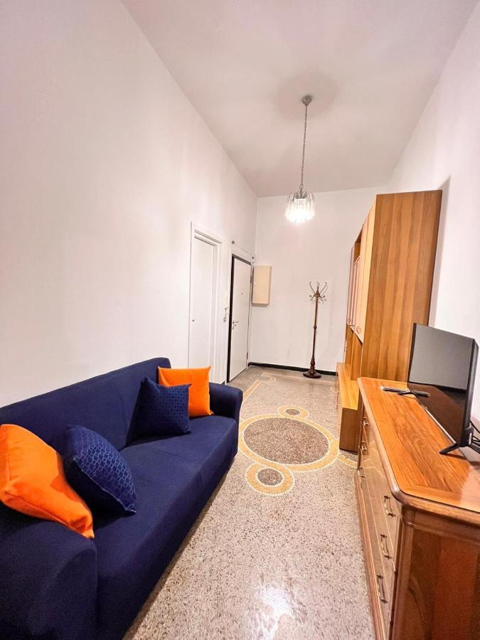 Savona Casa Vacanze Vicino Mare 3 Minuti Wifi Bagian luar foto
